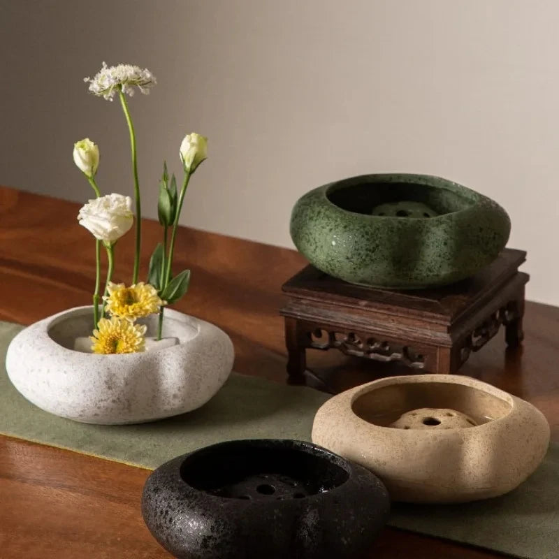 Japanese Style Ikebana Vase Ceramic Lotus Seedpod Zen Tea Table Desktop Flower Arrangement Utensils Ceramic Stone Sand Decor