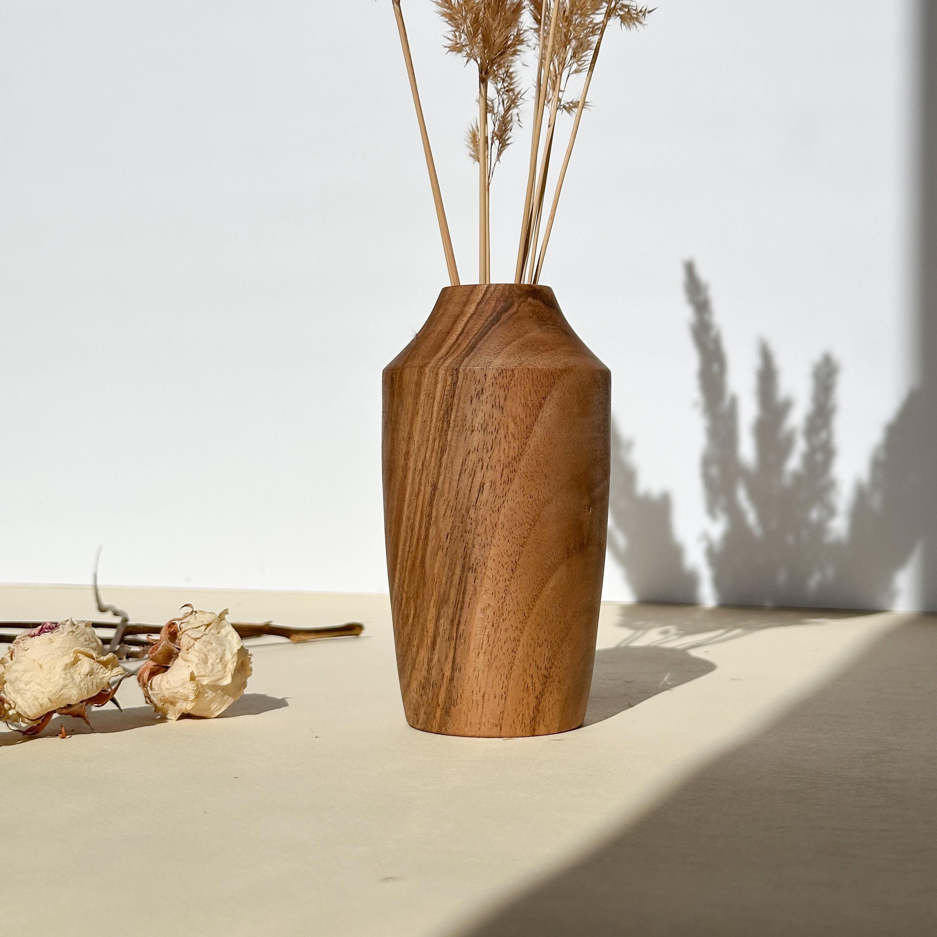 Handcrafted Walnut Wood Vase: Natural Home Decor for Dried Flowers