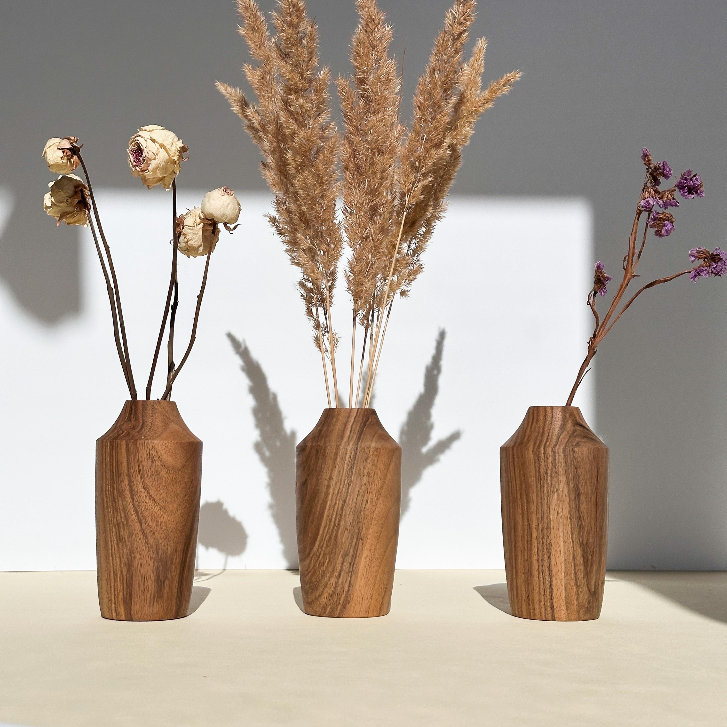 Handcrafted Walnut Wood Vase: Natural Home Decor for Dried Flowers